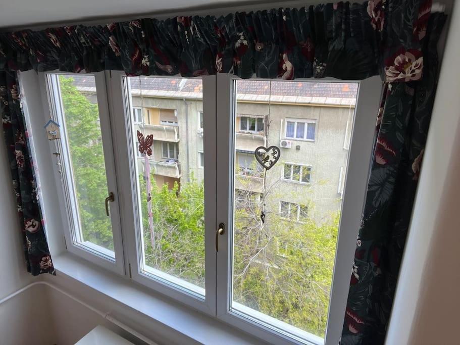 Awesome, 15 Mins To Center Home Budapest Extérieur photo